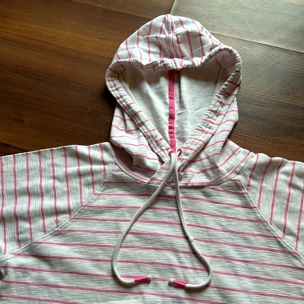 Southern Tide Oversized Hooded Shirt Women Size Small, White with Pink Stripes - Picture 4 of 11